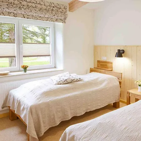 Haus Am Wald, Rotfichte, 4 Schlafz, Im Norden Hamburgs Feriehus Lutzhorn